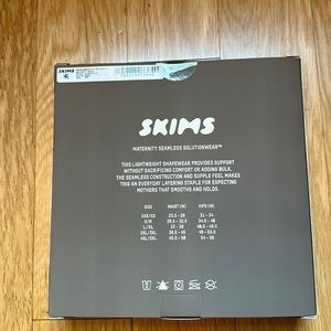 SKIMS Seamless Sculpt Maternity Short